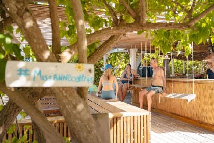 MissAnnxHatland_Selection_(C)kleincuracao_3580